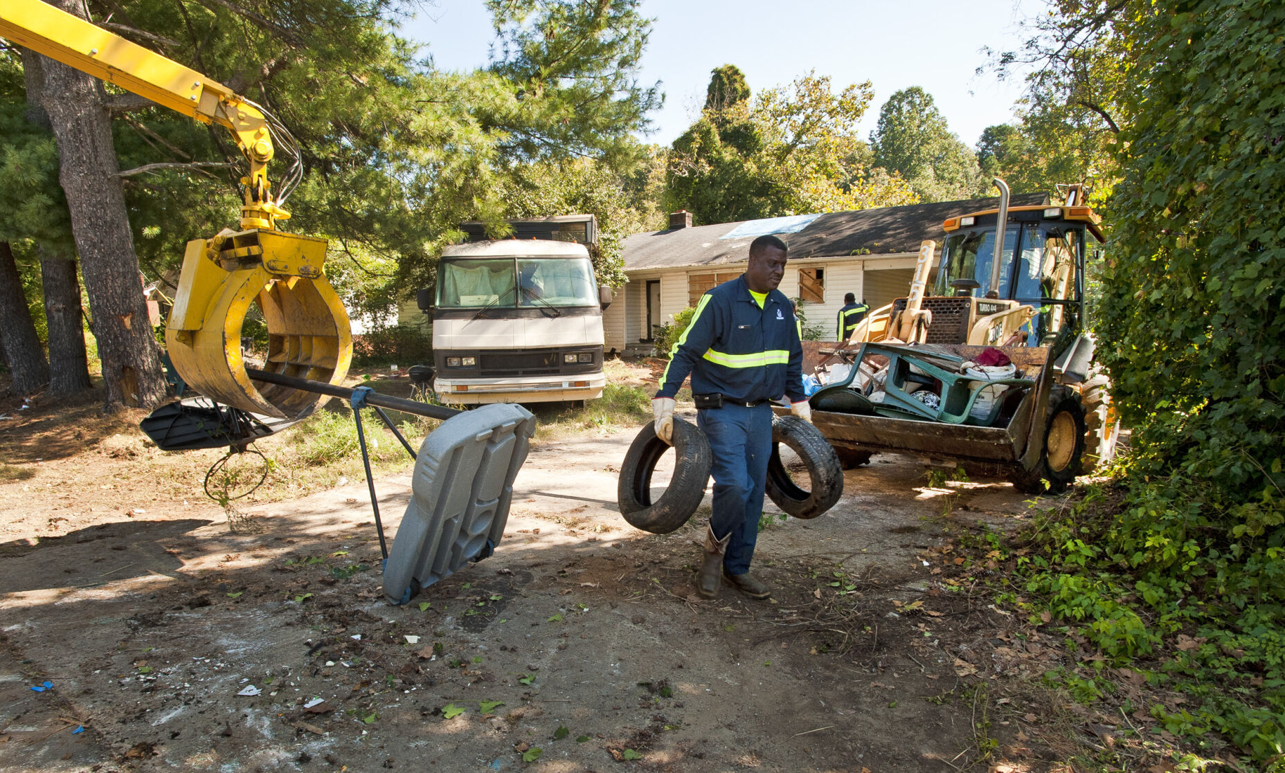 Silas Creek Parkway home cleanup